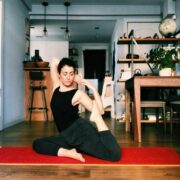 Francesca Aliai, Profesora de yoga prenatal